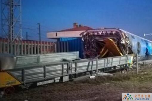 意大利一列车脱轨！什么原因导致的？有人员伤亡吗？附最新情况！