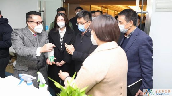 绿叶|上海市长宁区委书记王为人赴开心果检查指导